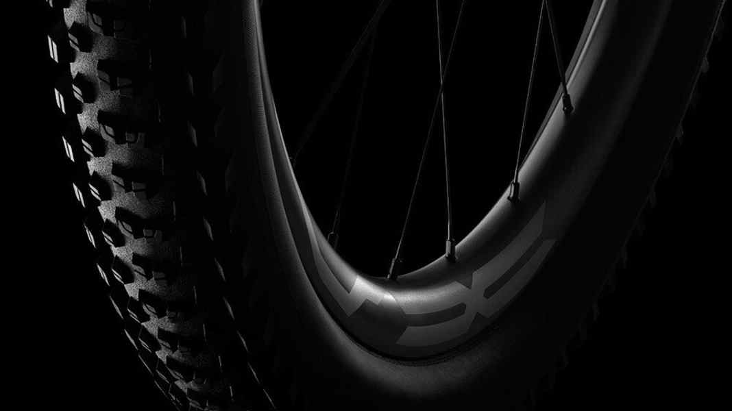 Mavic presents first carbon wheel for MTB