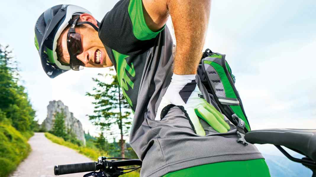 How to quickly get rid of back pain when cycling