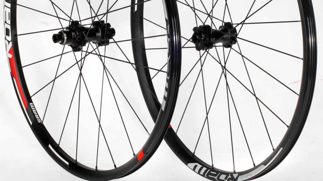 SRAM Roam 40 wheel on test