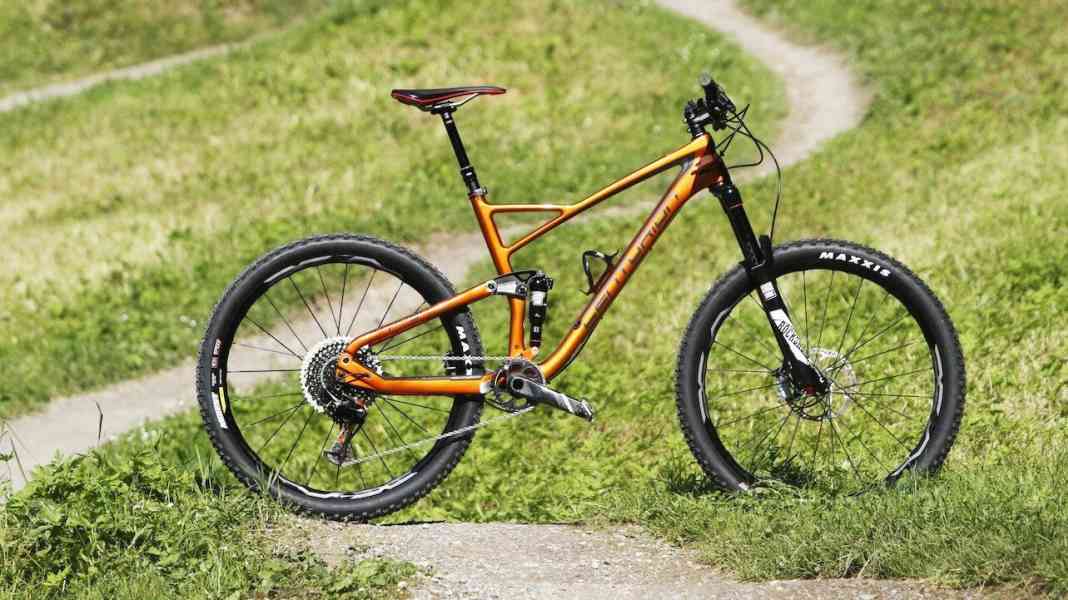 Centurion No Pogo: Carbon for the anniversary