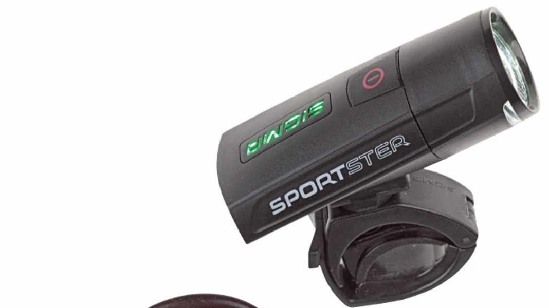 Five MTB light sets in a short test