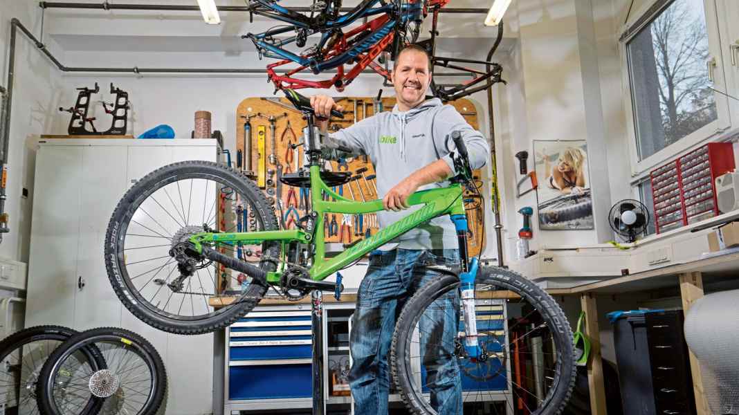 Parking assistant: Propain Tyee 3 bike park test
