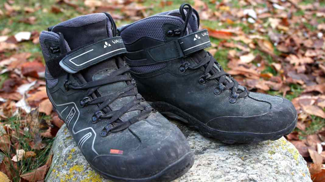 Robust MTB shoe for all weathers