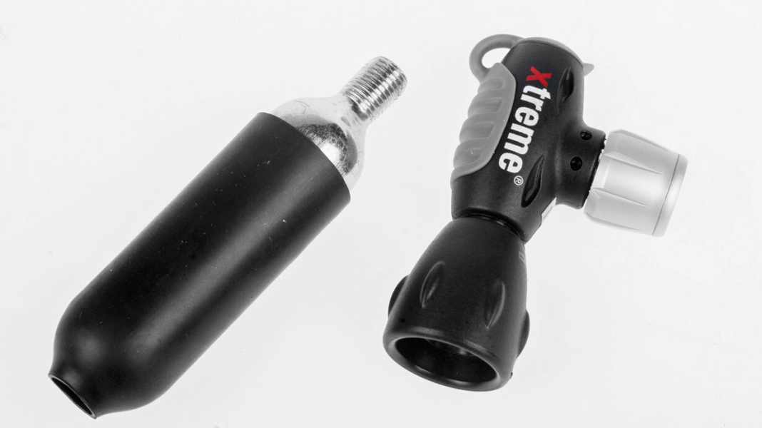 BIKE COMPONENTS AND ACCESSORIES: 6 CO2 pumps in a short test