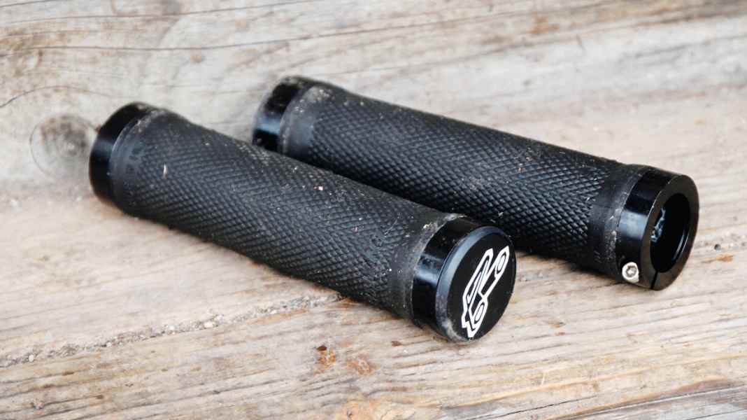 Grippy: Renthal Ultra Tacky MTB grips in a short test
