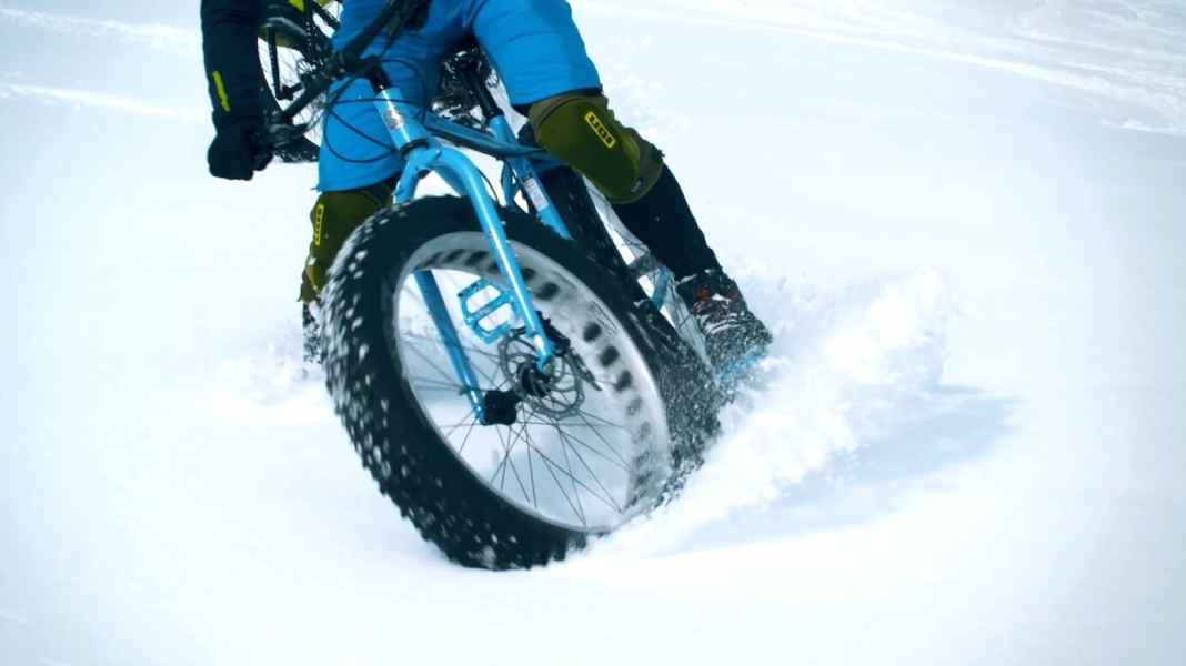 So kontrollierst du im Winter dein MTB
