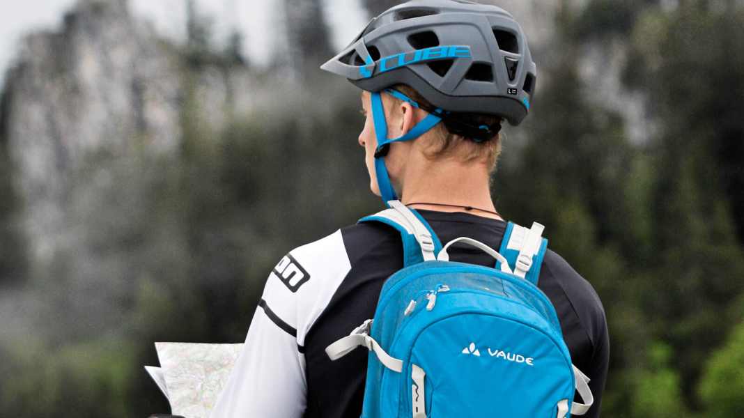 Transalp-tauglich: 9 MTB-Rucksäcke für die große Tour