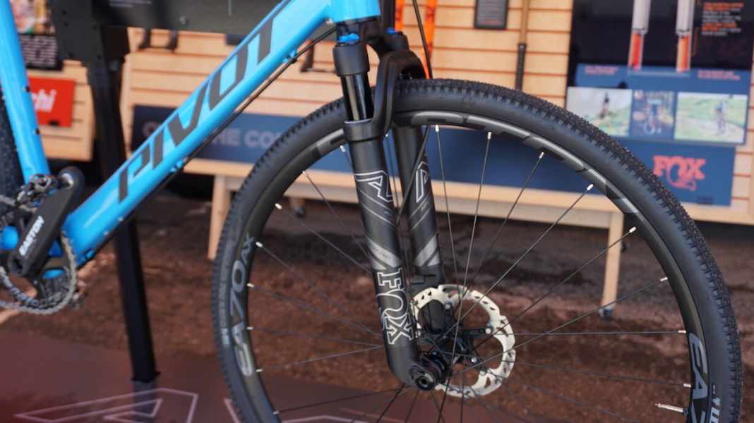 Fox gives road cyclists a suspension fork