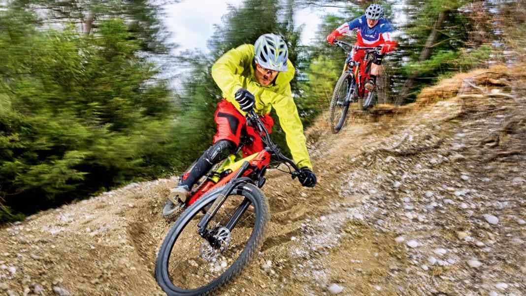 Duell Specialized S-Works Enduro 29 vs. Trek Slash 9.9