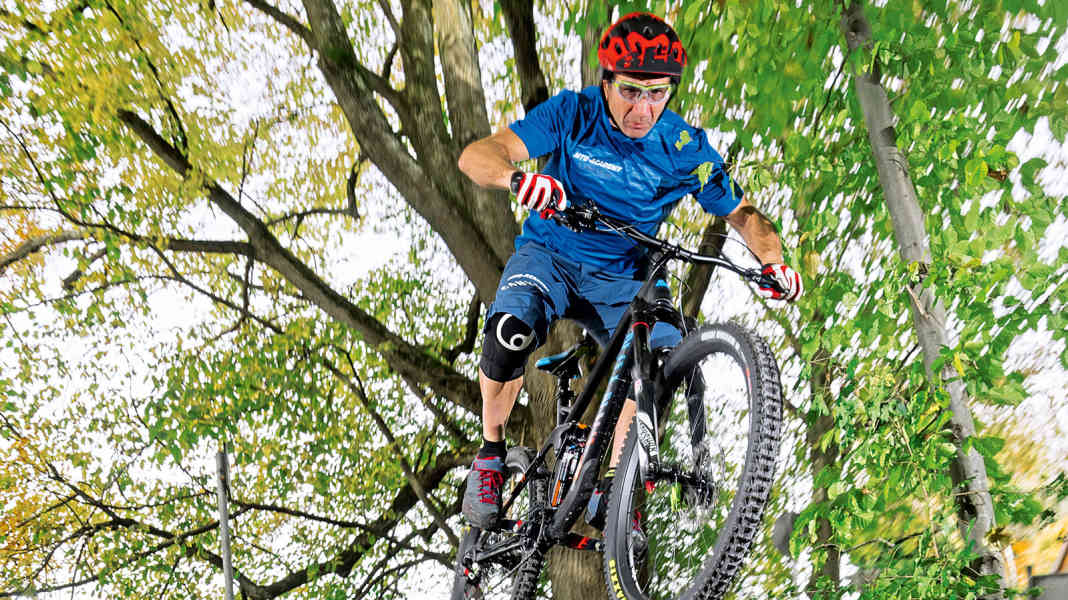 How to master the bunny hop with your bike