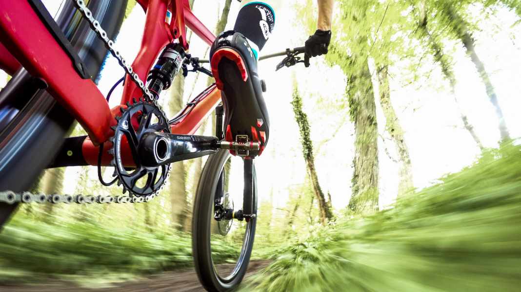 Was wollen Frauen am Bike: Flat- oder Klickpedale?