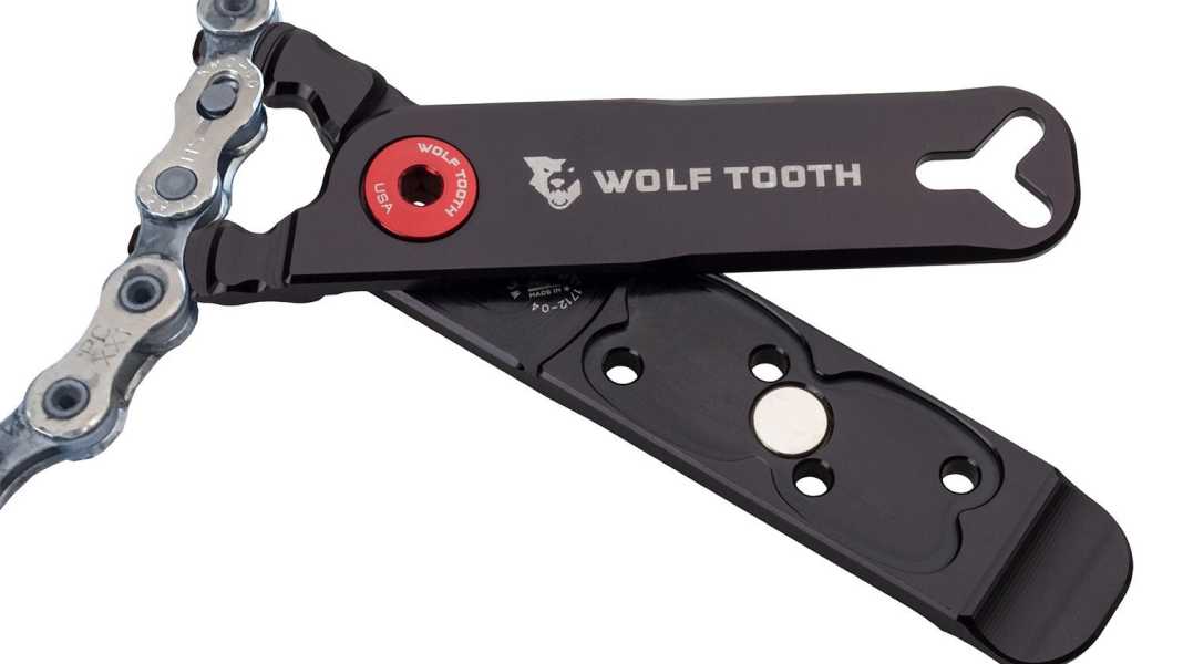 Practical and lightweight: chain lock pliers for travelling