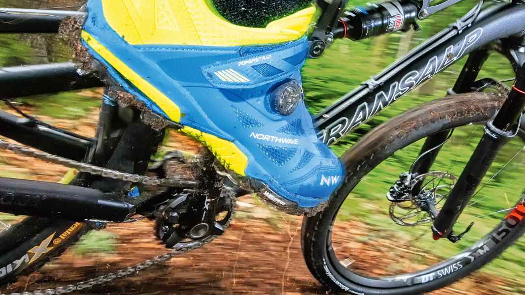 Das hilft gegen Schmerzen am Fuß beim Biken