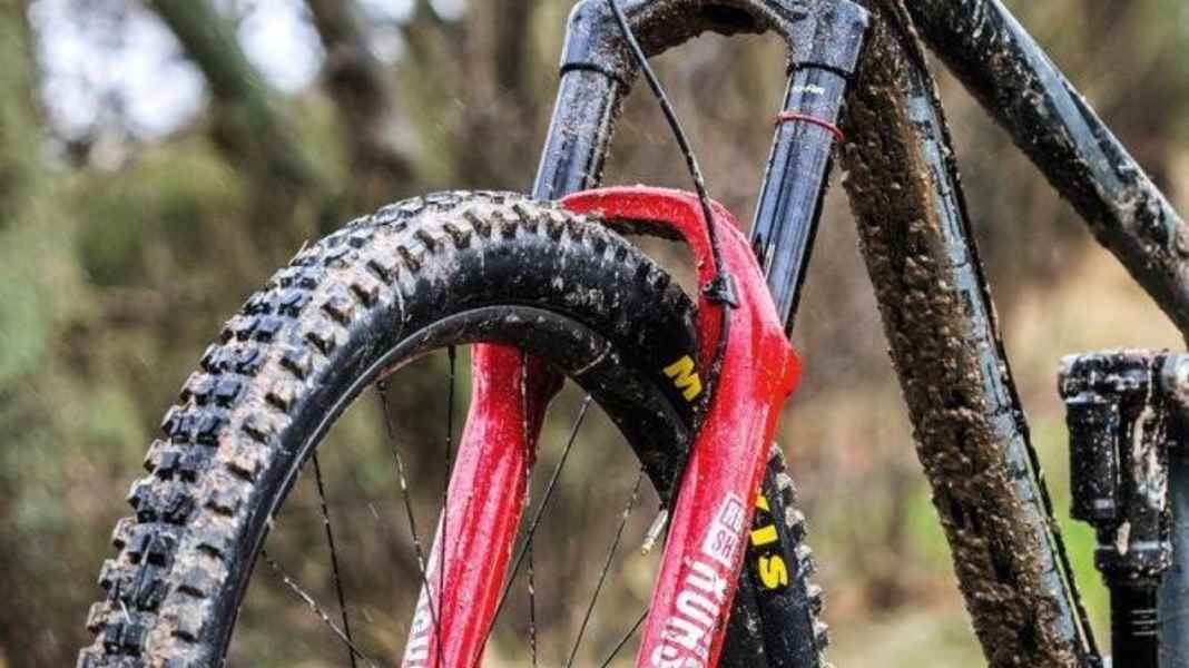 Sram recalls Lyrik and Yari forks