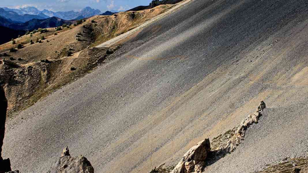 5 brand new Transalp routes for mountain bikers