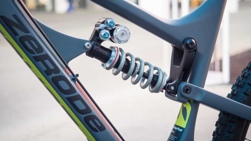 Push Elevensix: innovative steel spring damper
