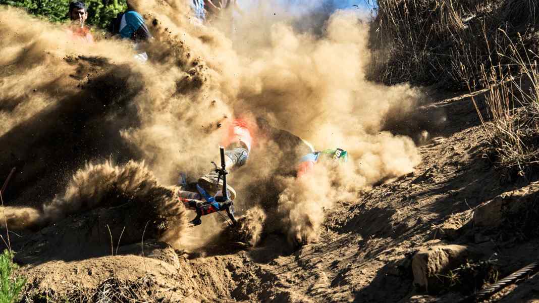 Schutzpolster: 4 Knieprotektoren im BIKE-Check