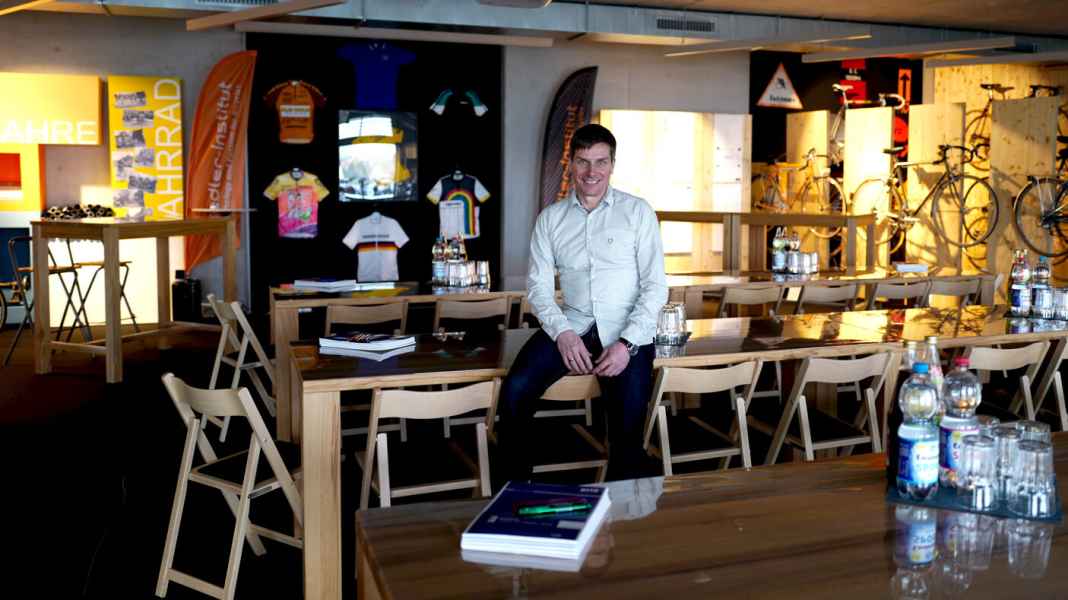 By hook or by crook: A visit to Dirk Zedler