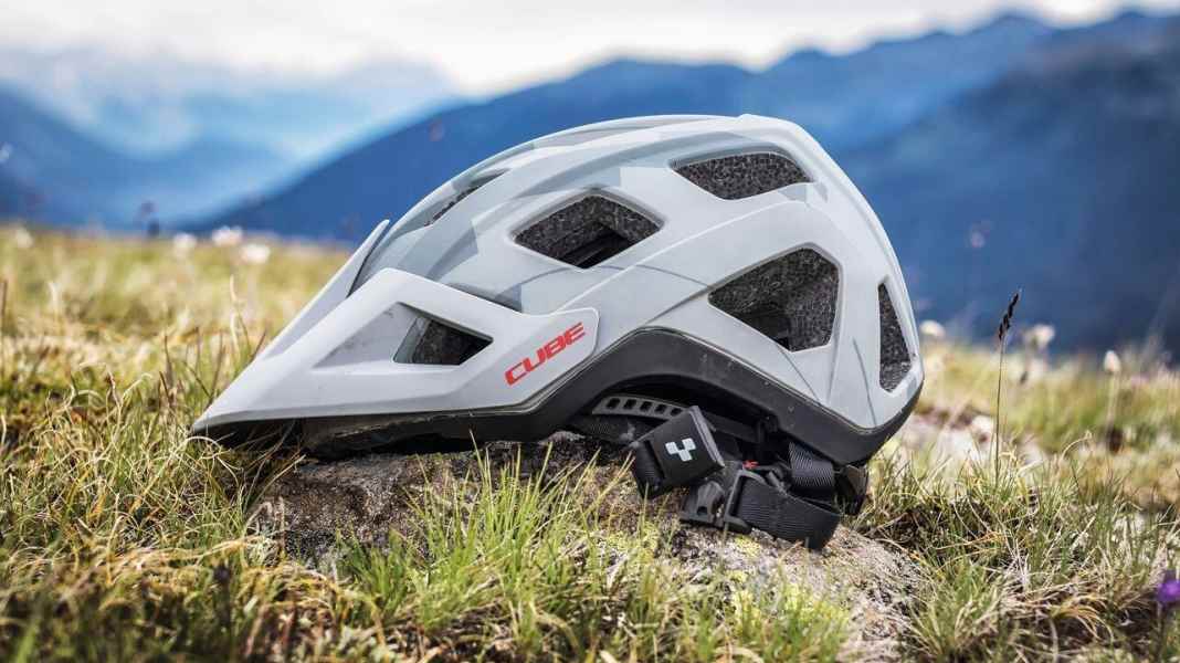 Dickkopf: Hoher Schutz durch Cube-Helm Badger
