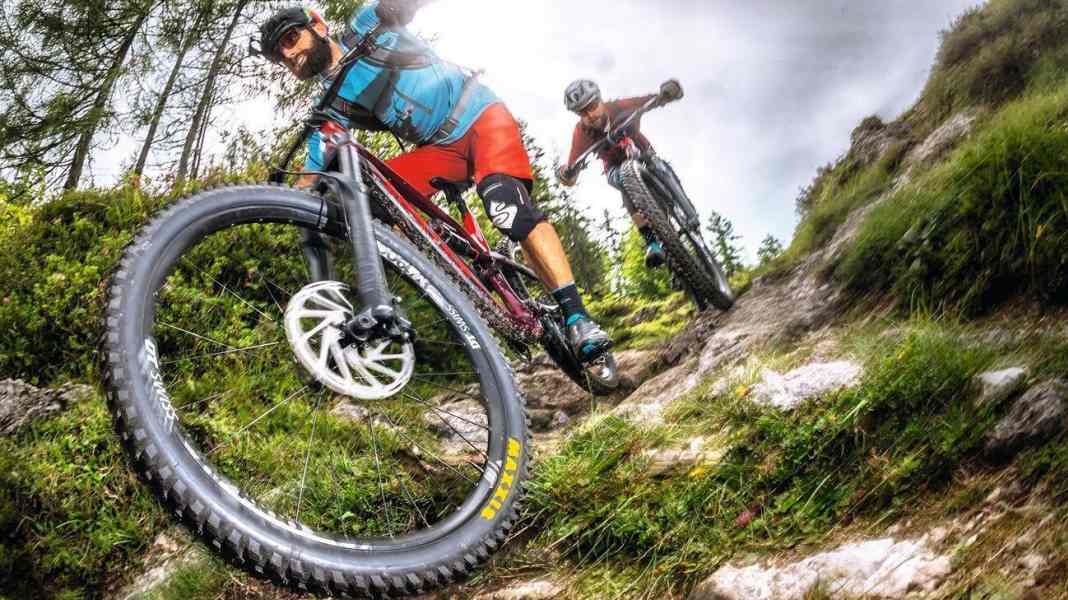 Maximum grip: 8 combination tyres for enduro riders