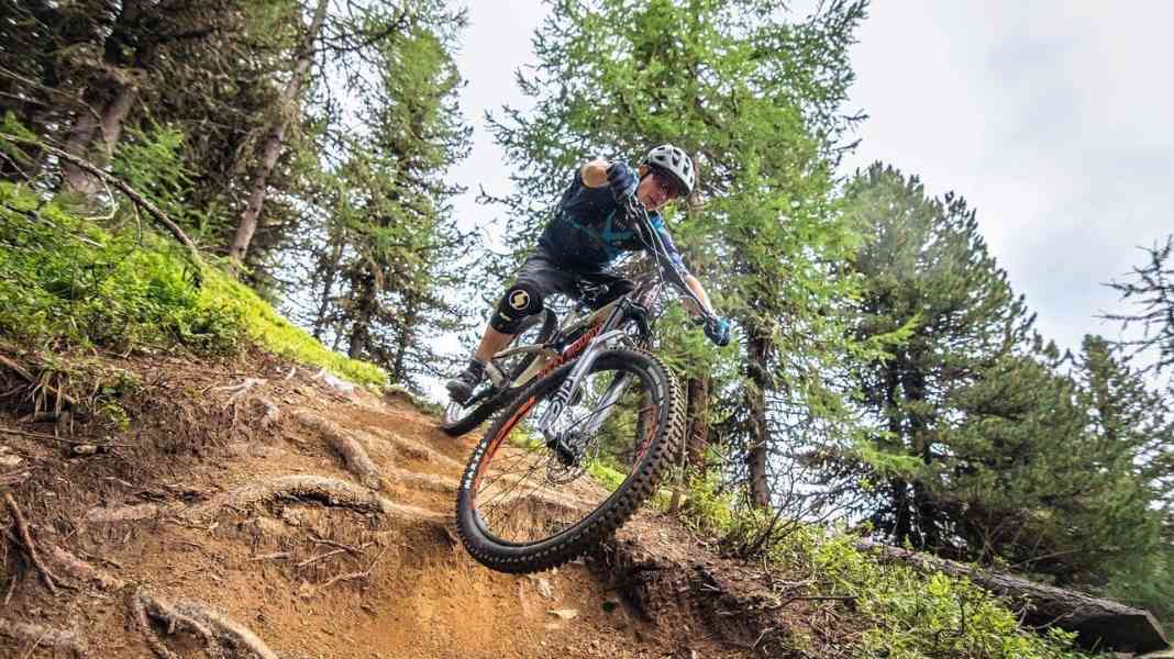 MTB-Federgabeln: 9 All-Mountain-Gabeln im Test