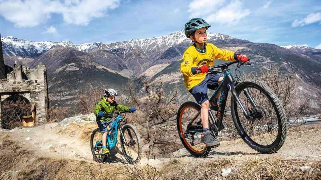 9 Kinderbikes von 479 bis 2900 Euro im Vergleich