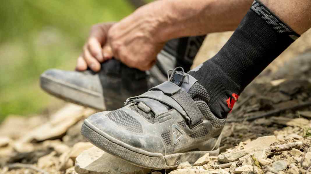 Leatt launches mountain bike shoes for the first time