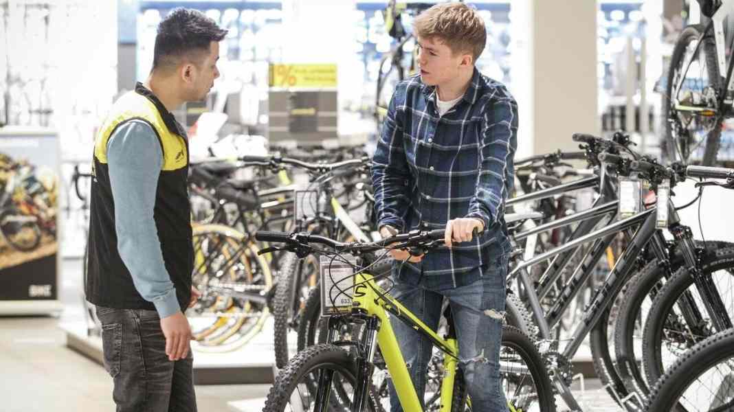 Update: Bicycle shops open again from 20 April