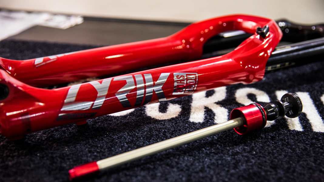 Retrofitting DebonAir air springs to old Rockshox forks