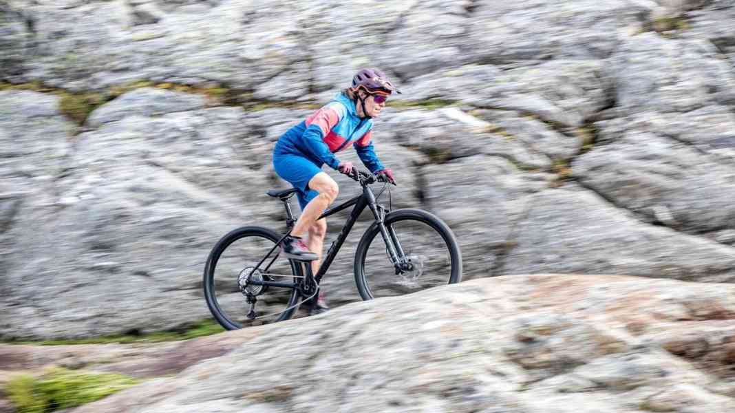 Bulls Copperhead 3 - Hardtail test winner from BIKE 4/20