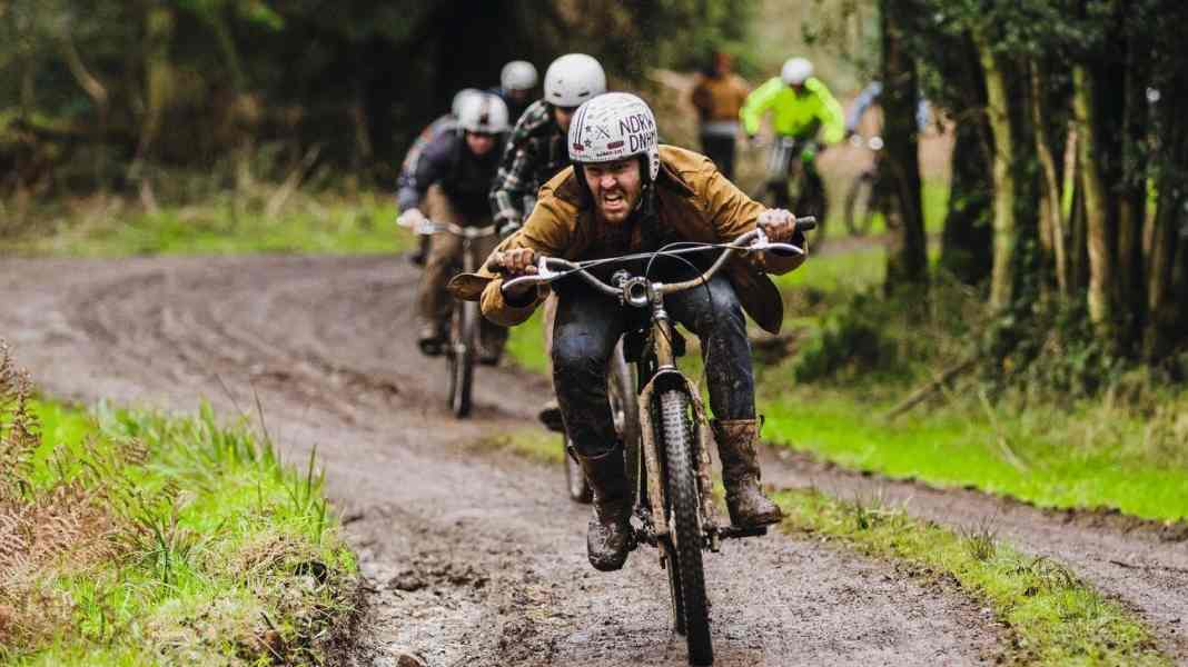 3 UK full-suspension bikes on test: Starling Cycles, Nukeproof, Vitus