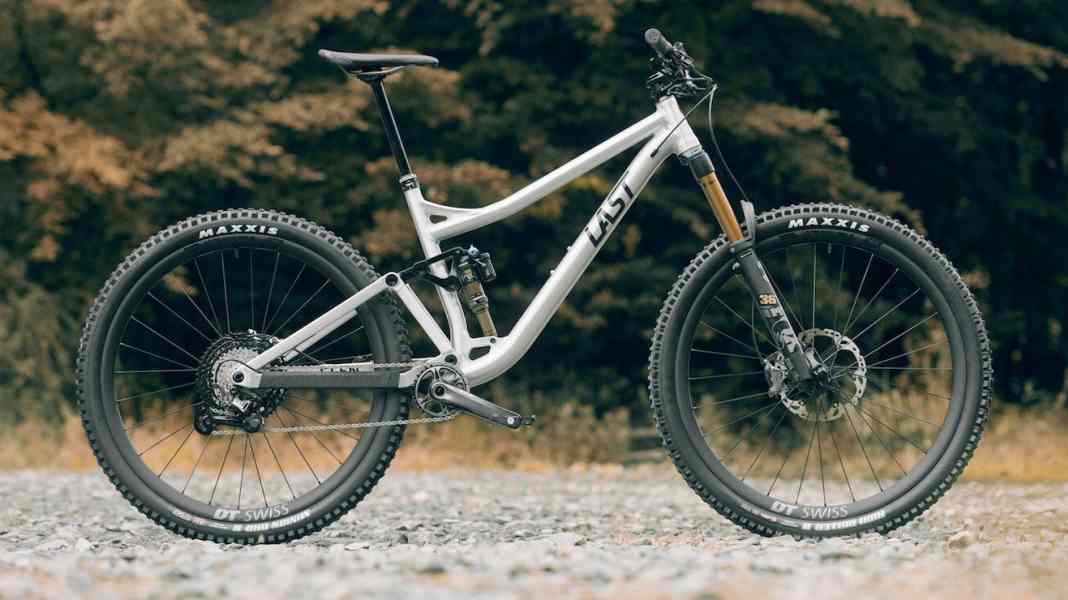 1 platform - 2 new bikes: Last Glen and Coal