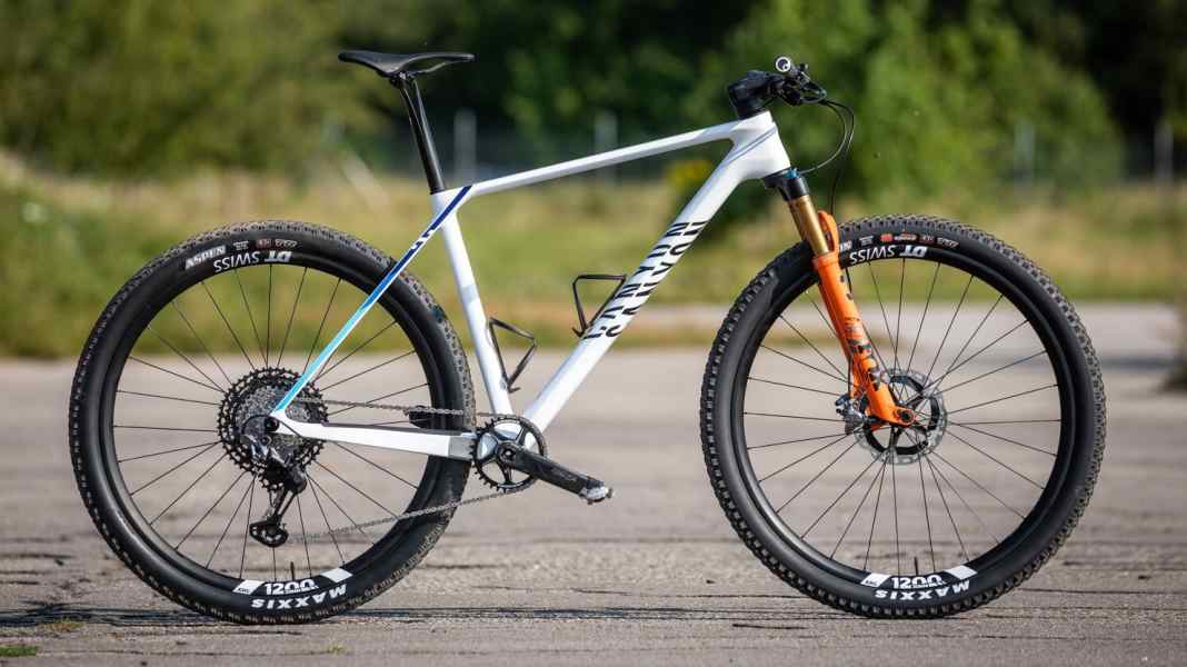 Canyon Exceed 2021: CFR-Rahmen mit 835 Gramm