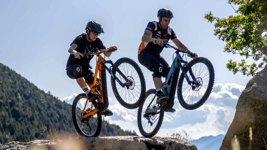 Trial-Wettkampf mit Motorrad, Mountainbike & E-MTB