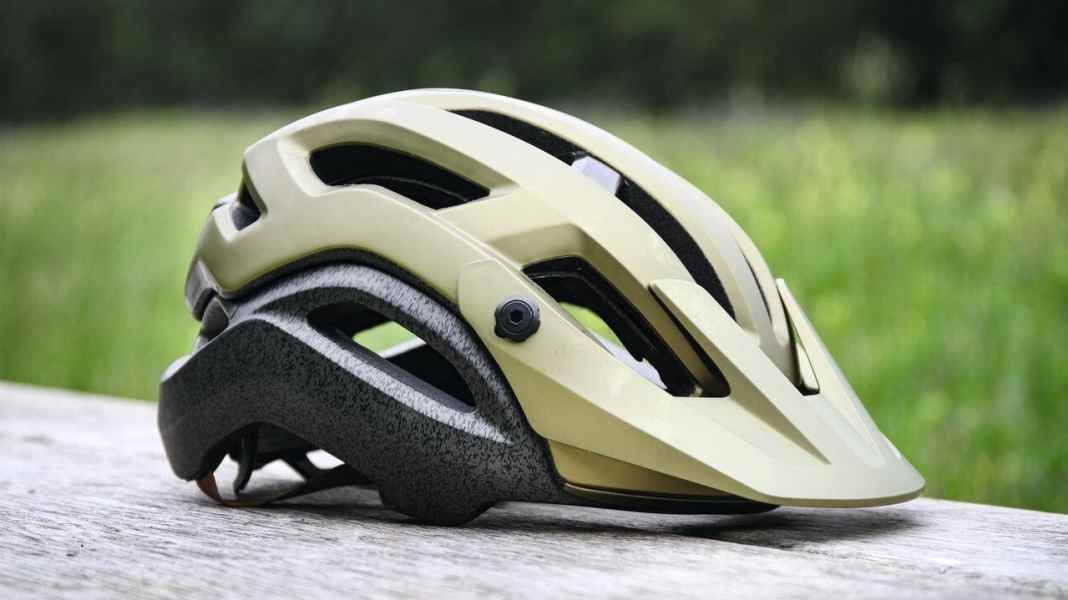 Already ridden: Giro helmet Manifest Spherical