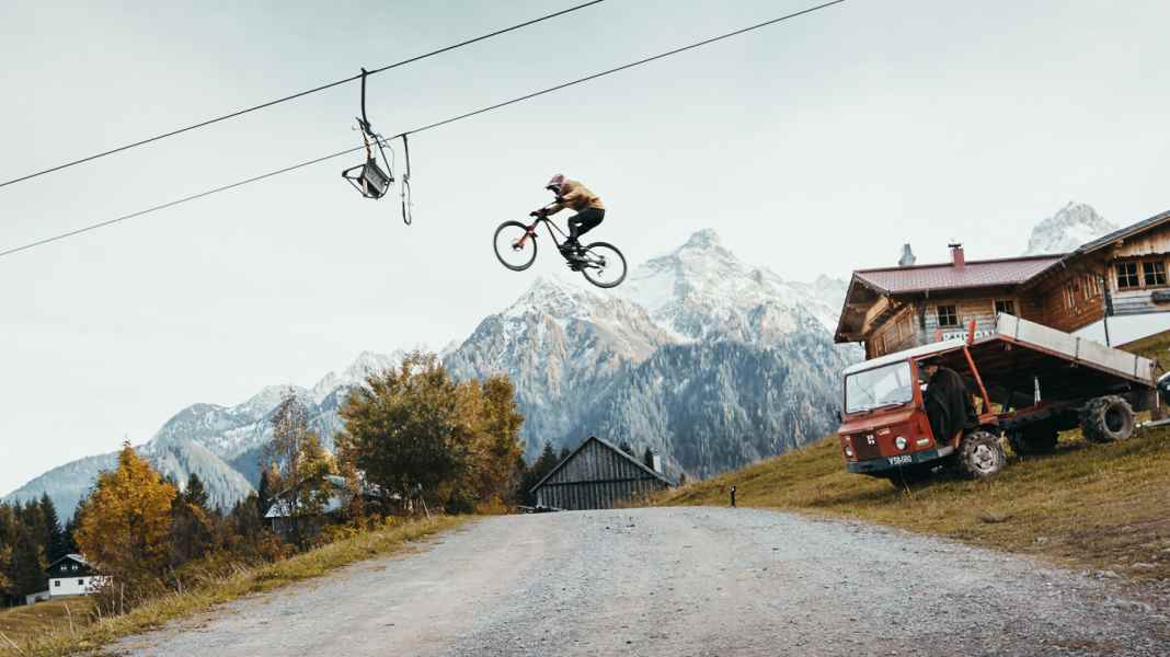 Elias Schwärzler auf der Jagd nach seinem Dreamgirl