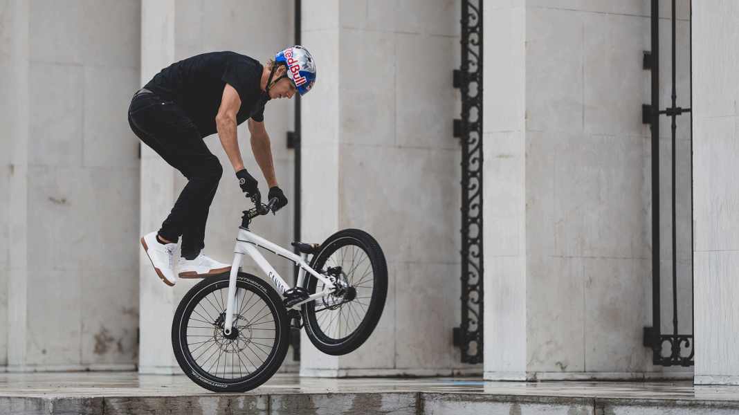 Video mit Fabio Wibmer: New Shoe Day