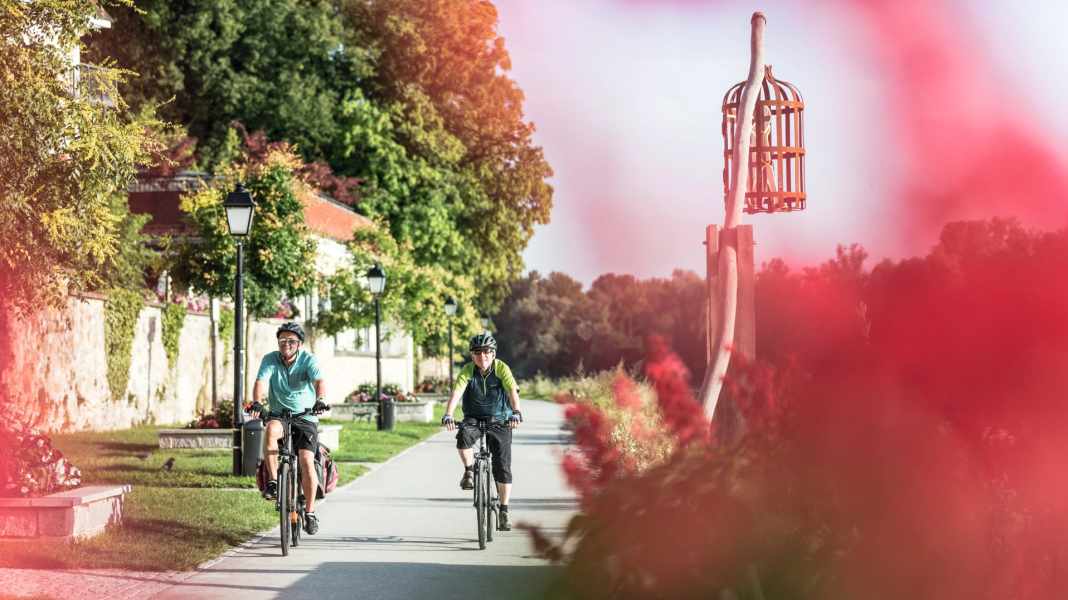 Thermal baths and baroque cities