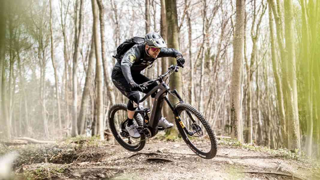 E-MTB Fahrwerk: Wie viel Federweg brauche ich beim E-Bike?