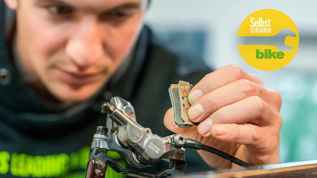 Instructions: Changing disc brake pads quickly and safely