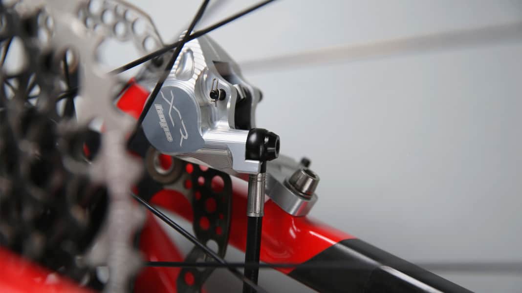 Lightweight stopper: new XC brake from Hope