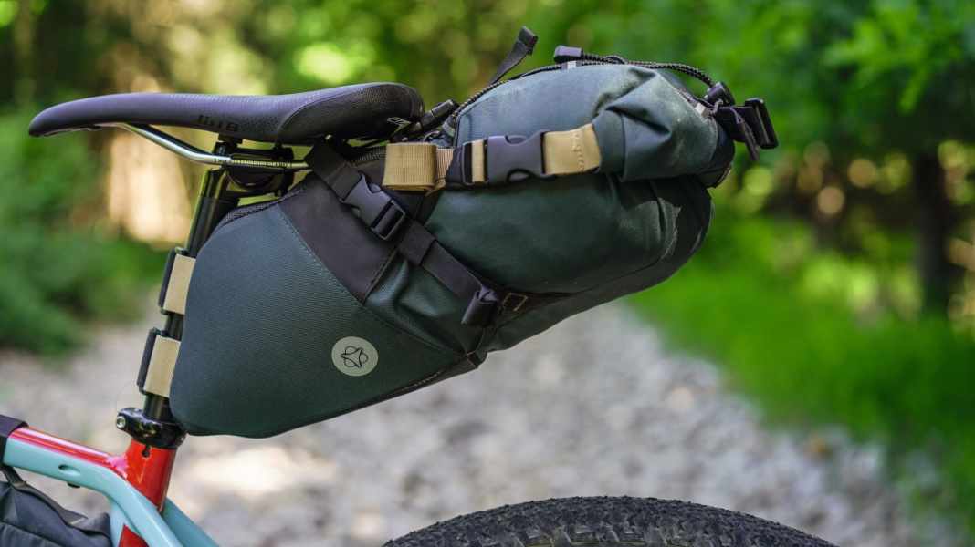 10 litre storage space: Agu Venture saddle bag in practical test