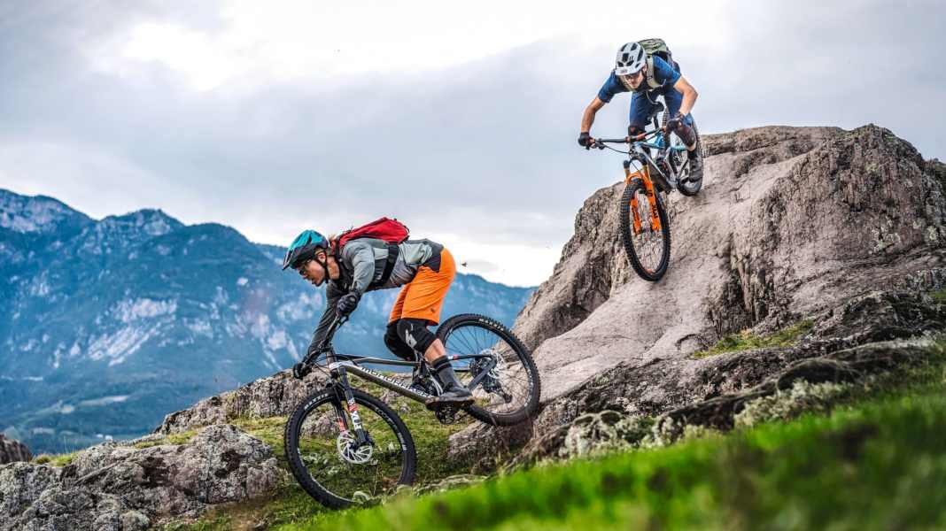Hot for action: 7 enduro bikes around 4000 euros on test