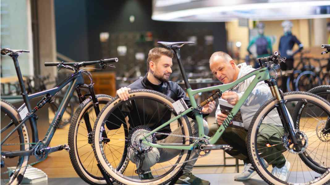 Rose startet eigenes Leasing-Angebot