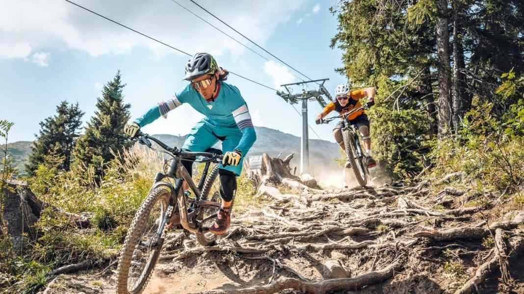 Alt gegen Neu: YT Capra Alu vs. YT Capra Carbon