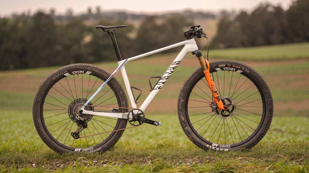 Gravel bike hunters: Canyon Exceed CFR Team in a long-term test