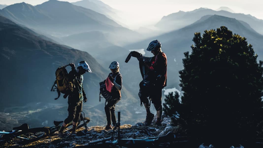 Hazardous goods transporter: 10 battery backpacks in comparison