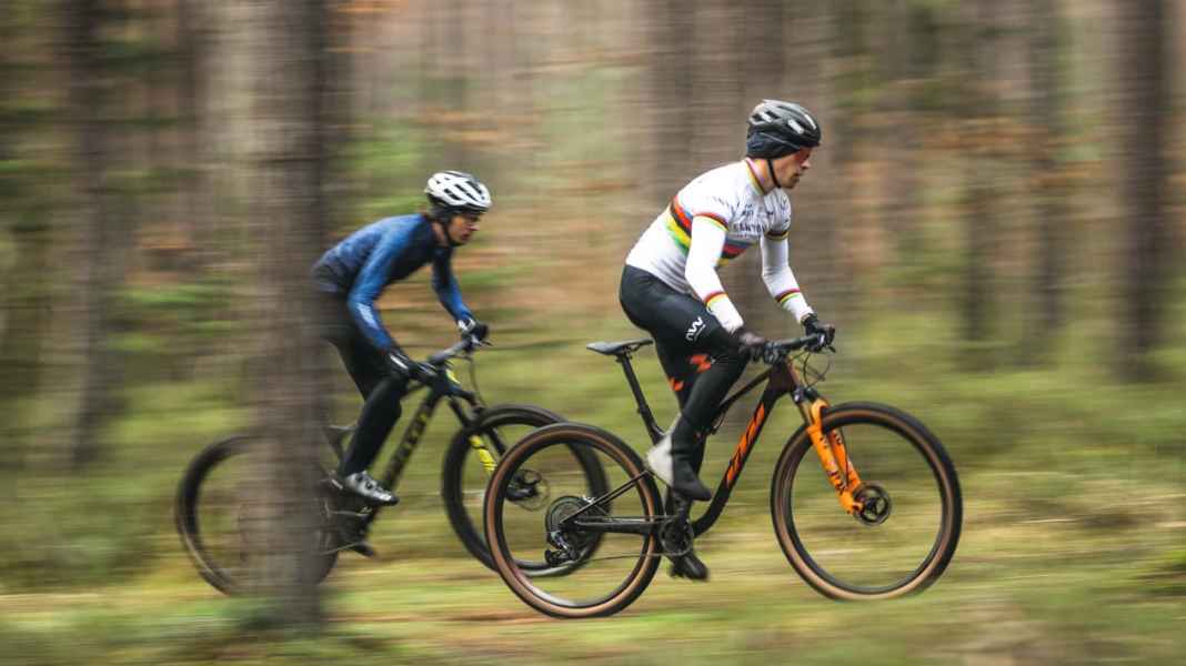 BIKE 03/2022: Test bikes in the magazine