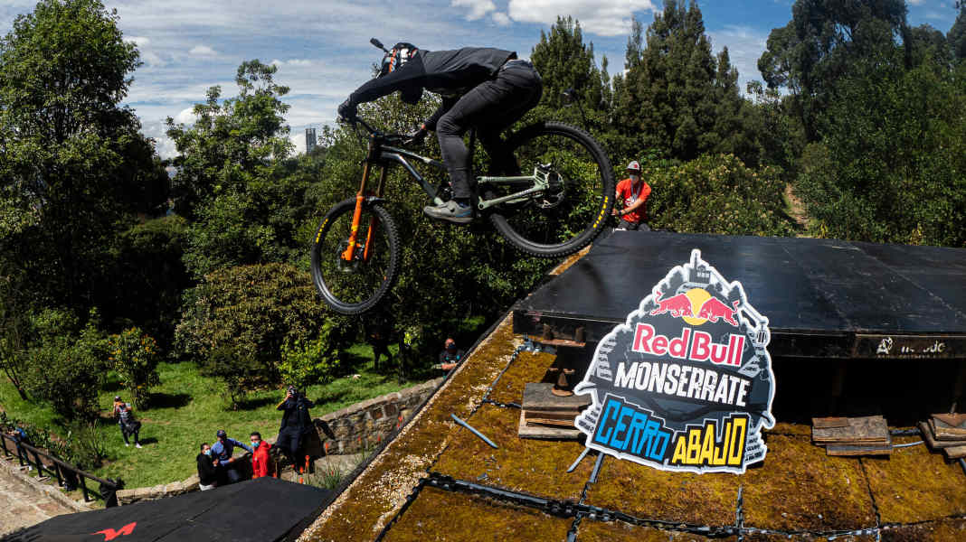 Stufenwahnsinn: Red Bull Monserrate Cerro Abajo