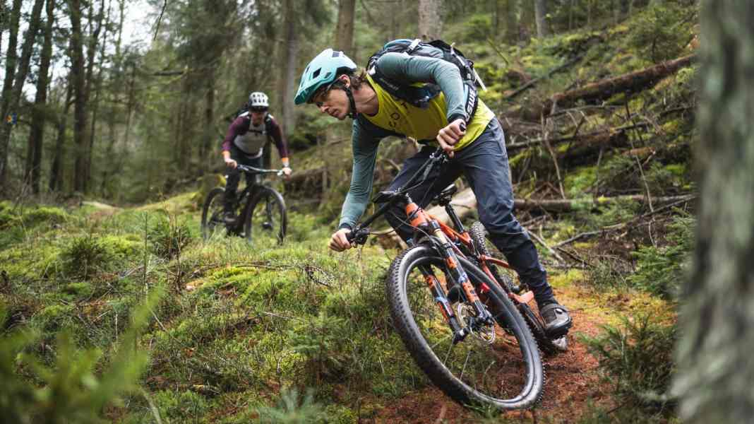 Test duel: Santa Cruz Blur TR vs Cannondale Scalpel Carbon